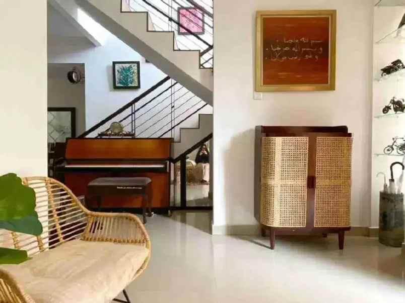 gokil rumah cantik modern kolam renang komplek