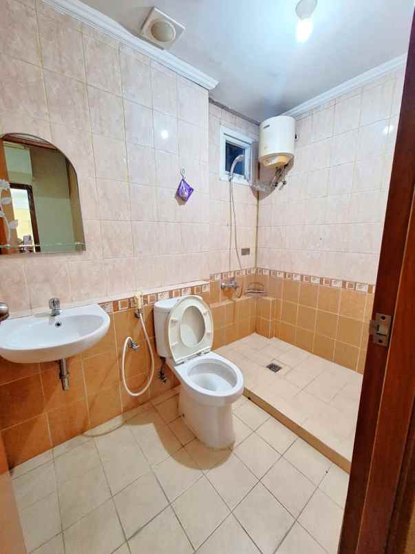 grand palace kemayoran 3 1 br ff 0ctwagyusi9ca2