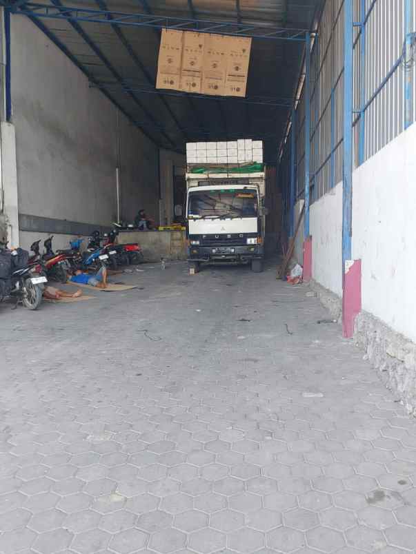 gudang di kawasan candi gatot subroto semarang gatsu