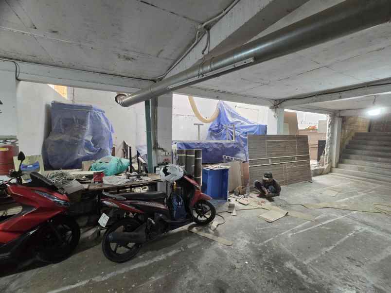 gudang kedinding jaya surabaya utara