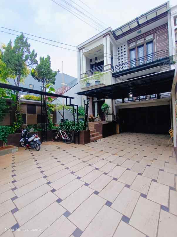 hunian impian area premium 5 menitan ke permata hijau