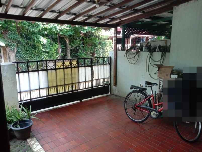 jual cepat rumah bintaro sektor 2 dekat stasiun