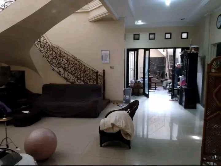 jual cepat rumah mewah siap huni di jakarta timur