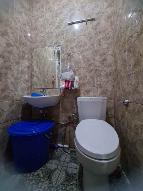 jual rumah 1 5 lantai di taman victoria sentul bogor