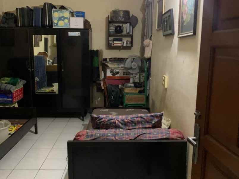 jual rumah bagus shm di jalan kangkung jakarta selatan