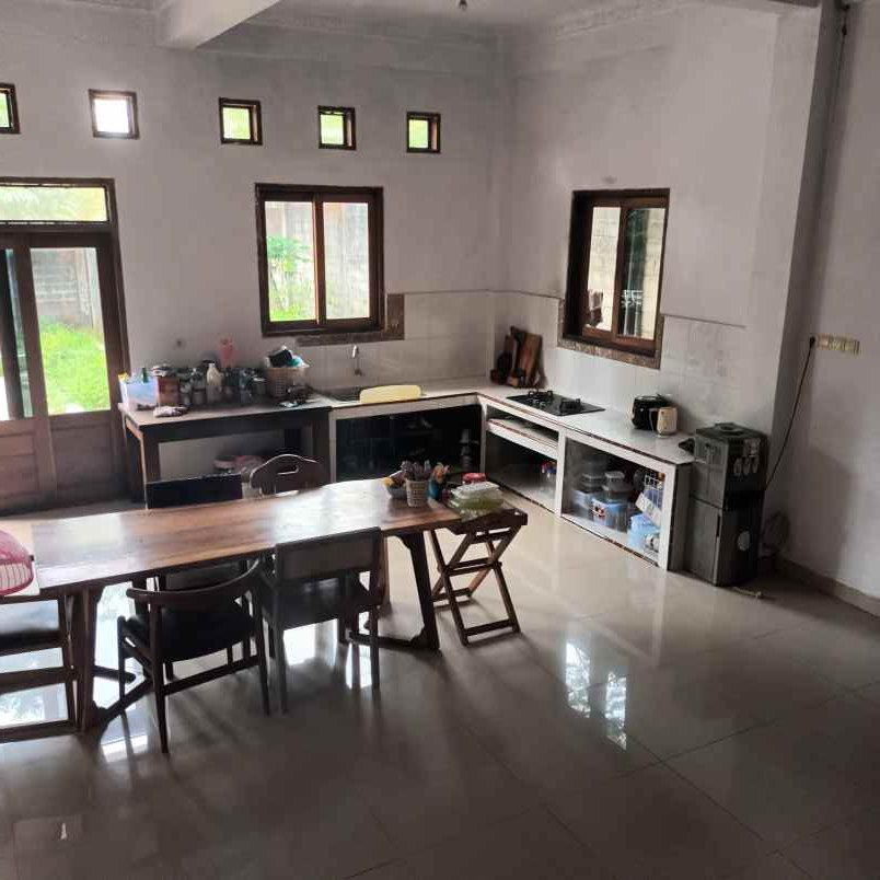 jual rumah dengan halaman luas di tahunan jepara