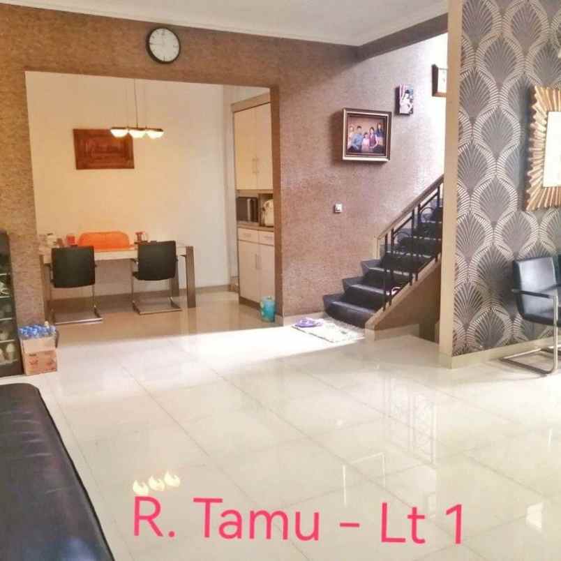 jual rumah di komplek beryl timur serpong tangerang