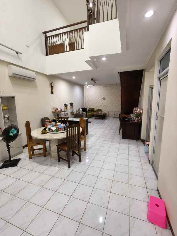 jual rumah komplek cantik graha raya bintaro