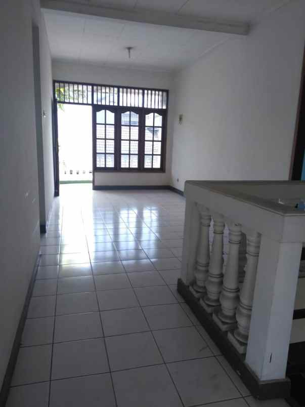 jual rumah komplex perdagangan tangerang