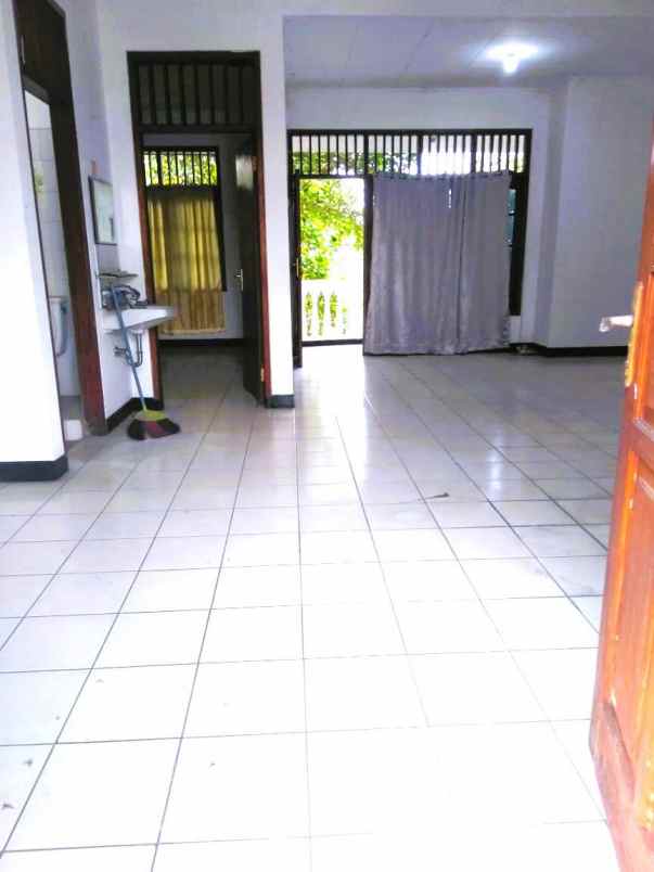 jual rumah komplex perdagangan tangerang