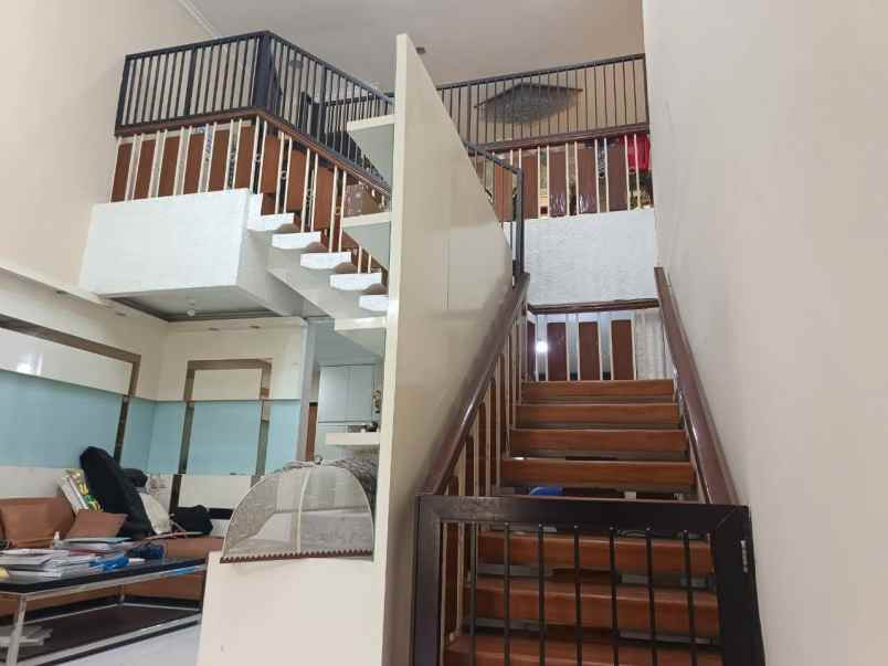 jual rumah manyar rejo surabaya