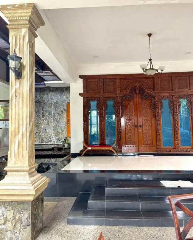 jual rumah mewah di perum gallery bintaro