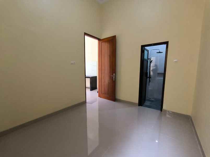 jual rumah minimalis modern siap huni