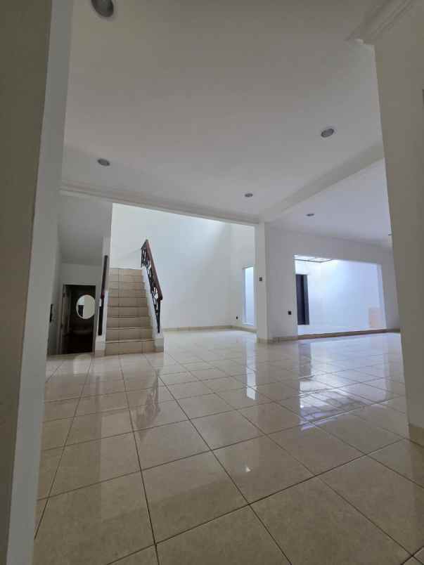 jual rumah siap huni kota wisata cibubur
