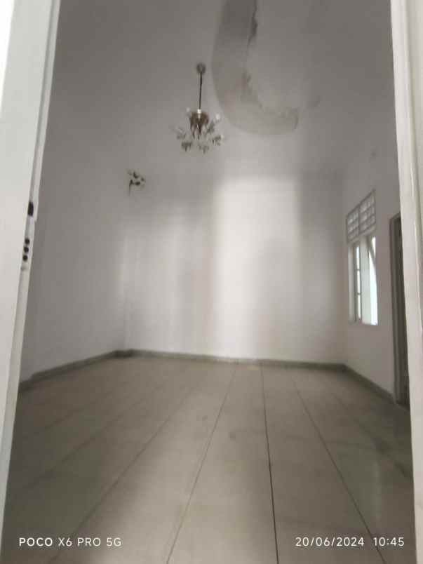 jual rumah taman palem lestari jak bar