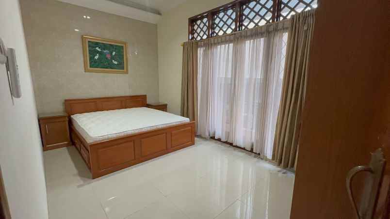 jual sewa rumah x kedubes di area senopati