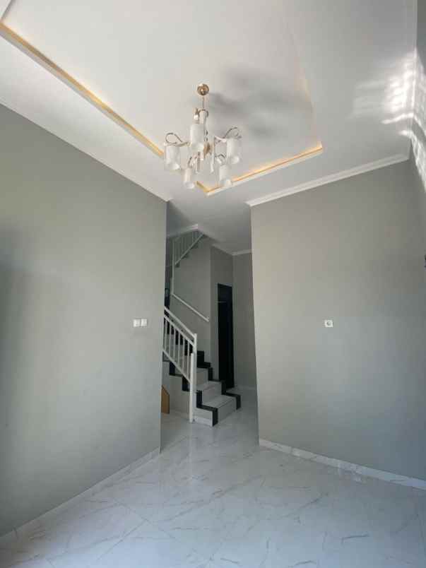 koja jakut rumah mewah murah strategis