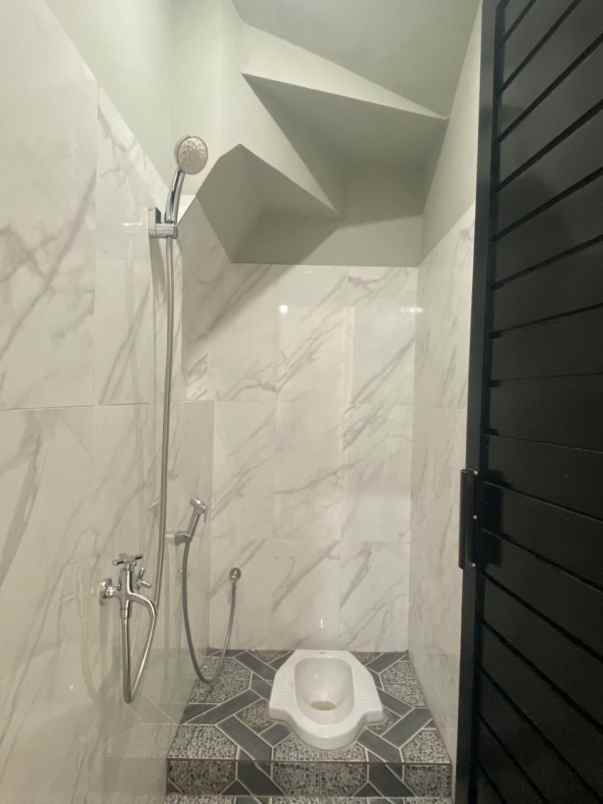 koja jakut rumah mewah murah strategis