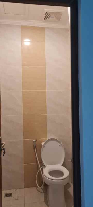 kost baru eksklusif nyaman strategis di cempaka putih