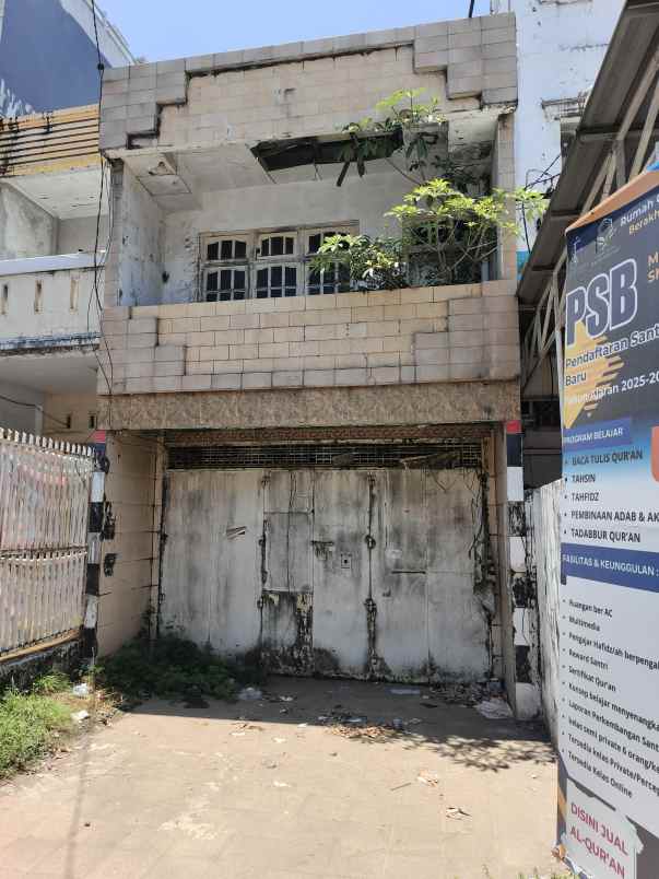 lelang ruko 2 lantai murah