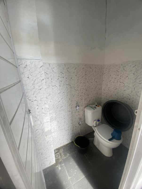 over kredit 35juta rumah dekat tol tarumajaya bekasi