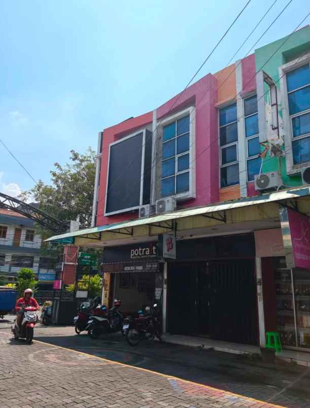 ruko 2 lantai pusat keramaian tembalang dekat kampus