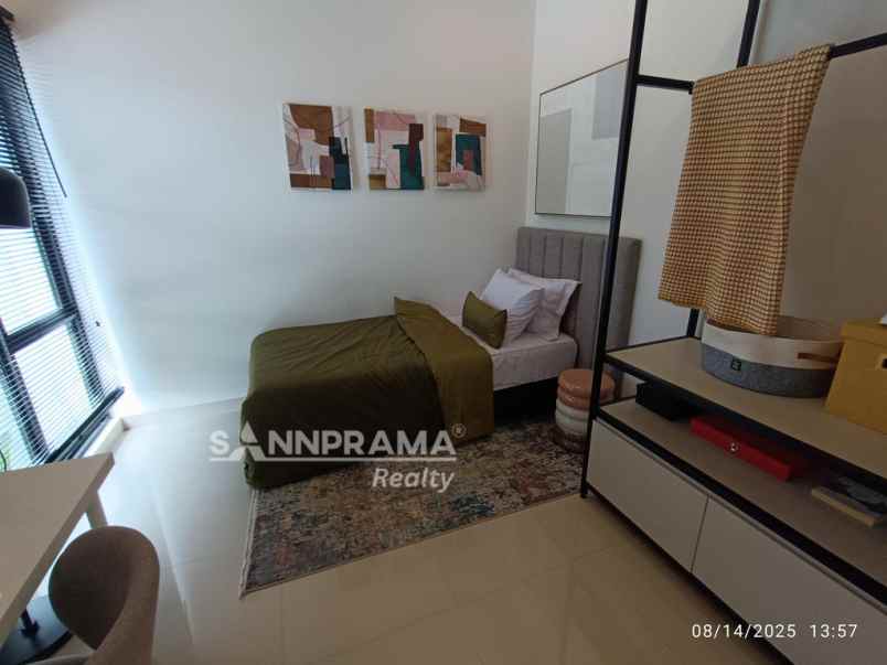 rumah 2 lantai paling terjangkau di ciputat dekat mrt