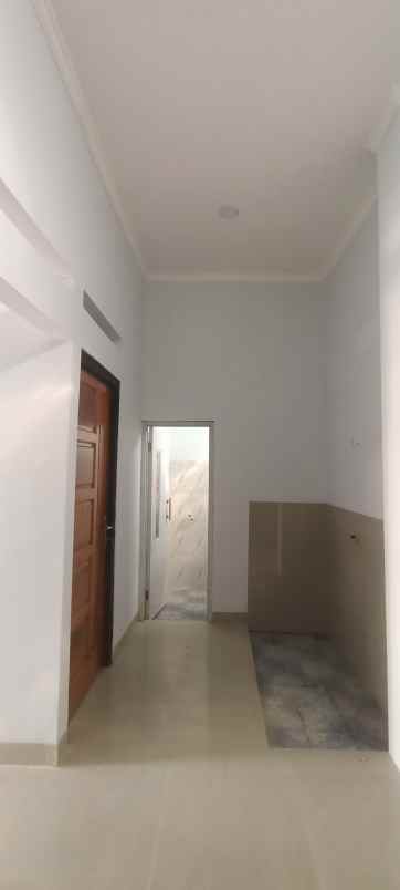 rumah 2 lantai siap huni di kota depok