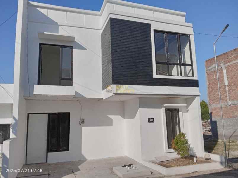 rumah 2 lantai termurah di maguwoharjo shm pbg ready