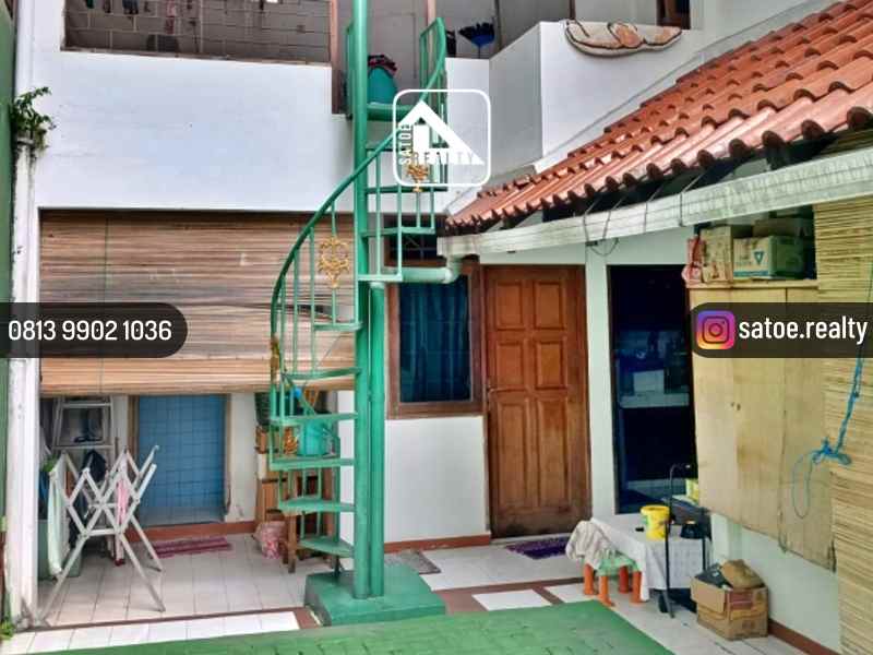 rumah asri dekat masjid dalam komplek bendungan hilir