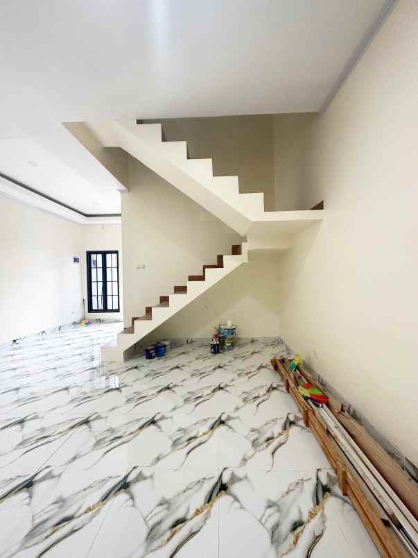 rumah baru 2 lantai di jati cempaka pondok gede bekasi