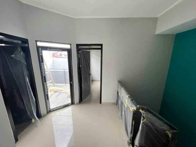 rumah baru minimalis modern di antapani bandung