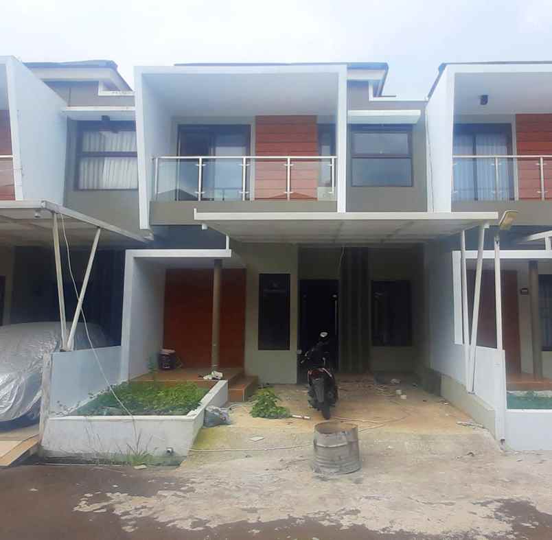 rumah baru minimalis modern di antapani bandung