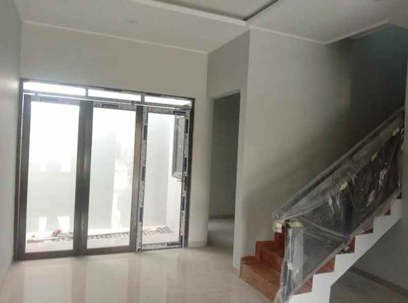 rumah baru minimalis modern di antapani bandung