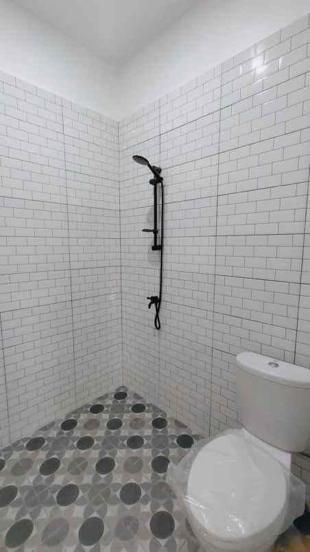 rumah baru siap huni di villa dago pamulang