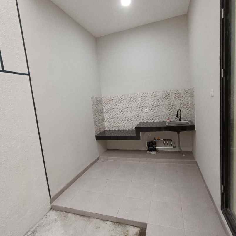 rumah baru termurah mulyosari lebar 8 hanya 2man