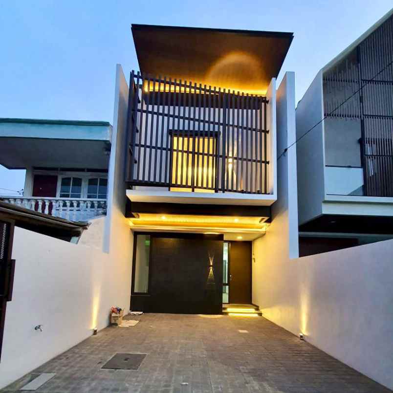 rumah baruk utara dekat merr galaxy mall superindo