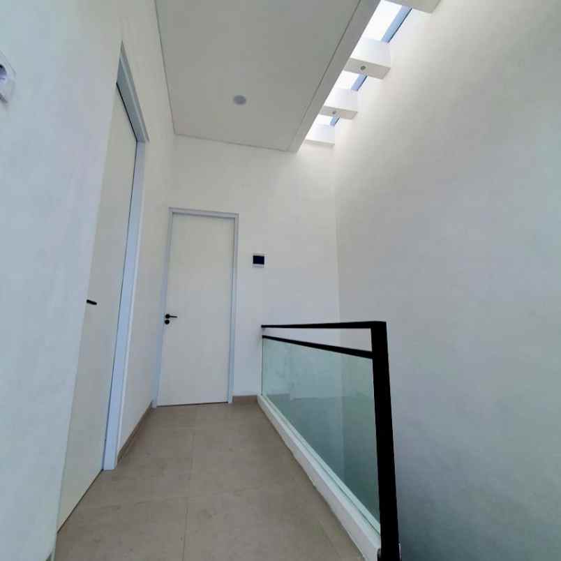 rumah baruk utara dekat merr galaxy mall superindo