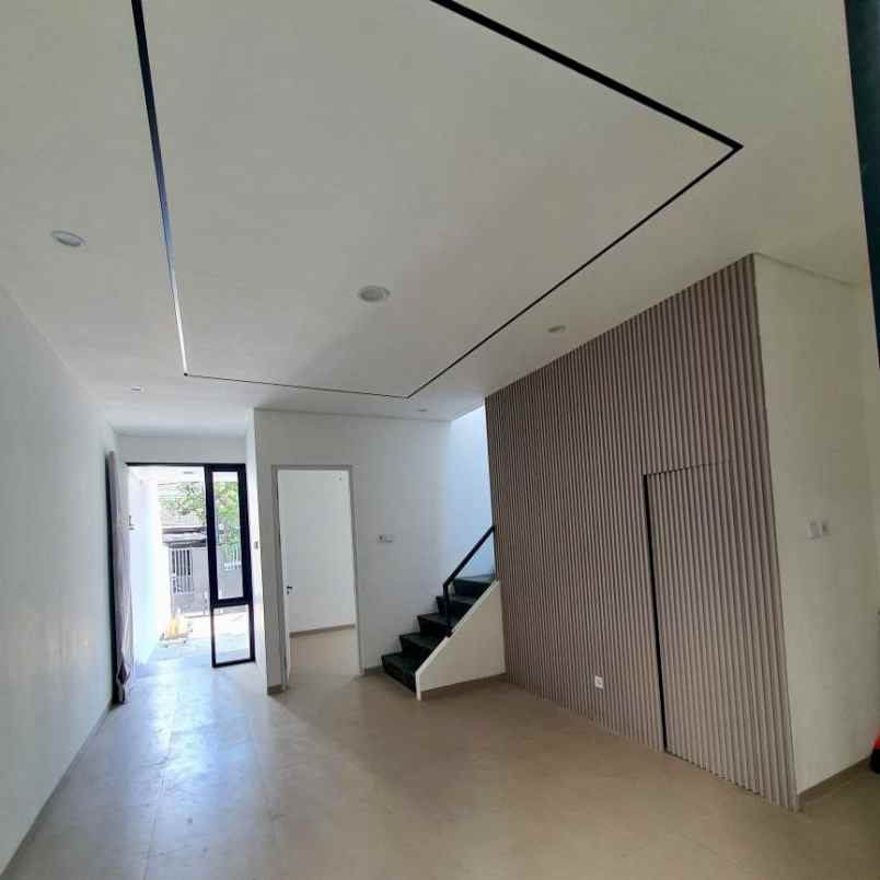 rumah baruk utara dekat merr galaxy mall superindo