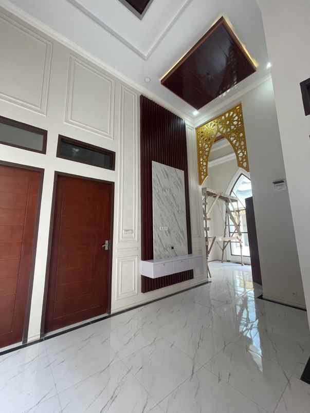 rumah bernuansa timur tengah di kota pekanbaru