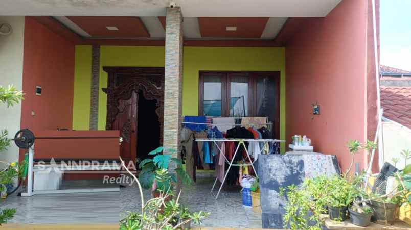 rumah cantik 2 lantai di cluster kebalen bekasi imlin