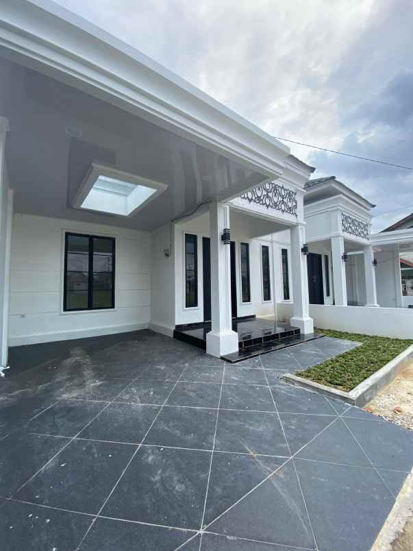 rumah cantik minimalis di jalan arengka pekanbaru