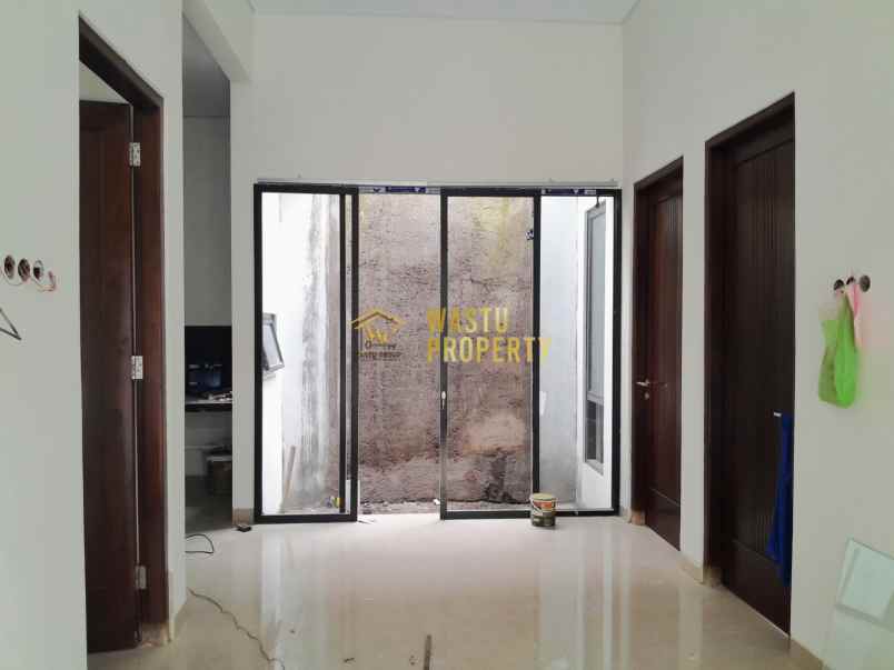 rumah cantik modern di ngaglik dekat rsu gramedika