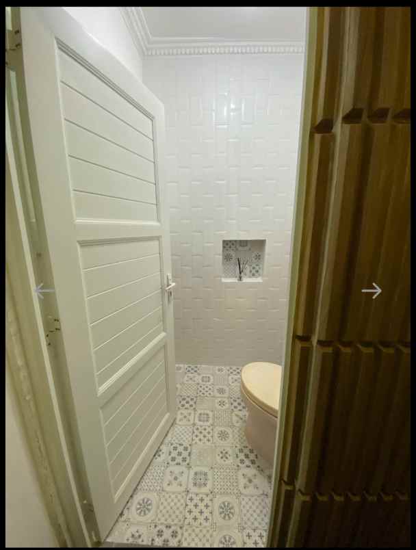 rumah cantik nan nyaman siap huni di antapani