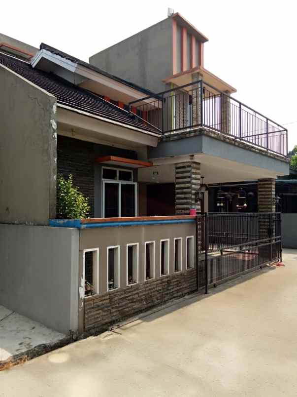 rumah christa residence