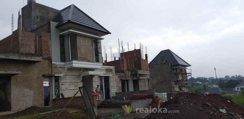 rumah cipageran cimahi utara