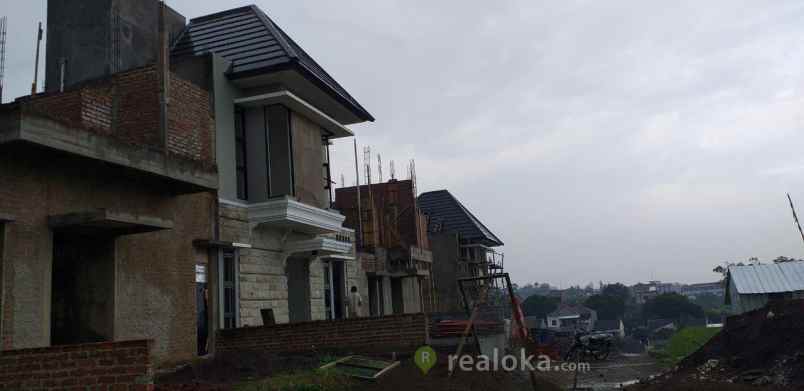 rumah cipageran cimahi utara