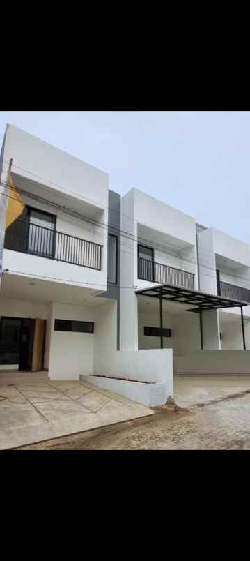 rumah ciracas jakarta timur siap huni