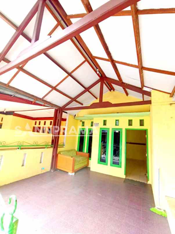 rumah dalam cluster exclusive tanah baru rn elih