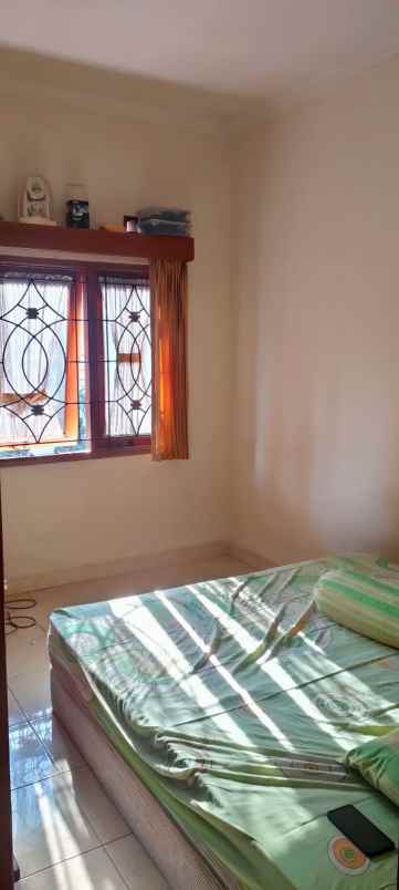 rumah di jl paralayang arcamanik bandung